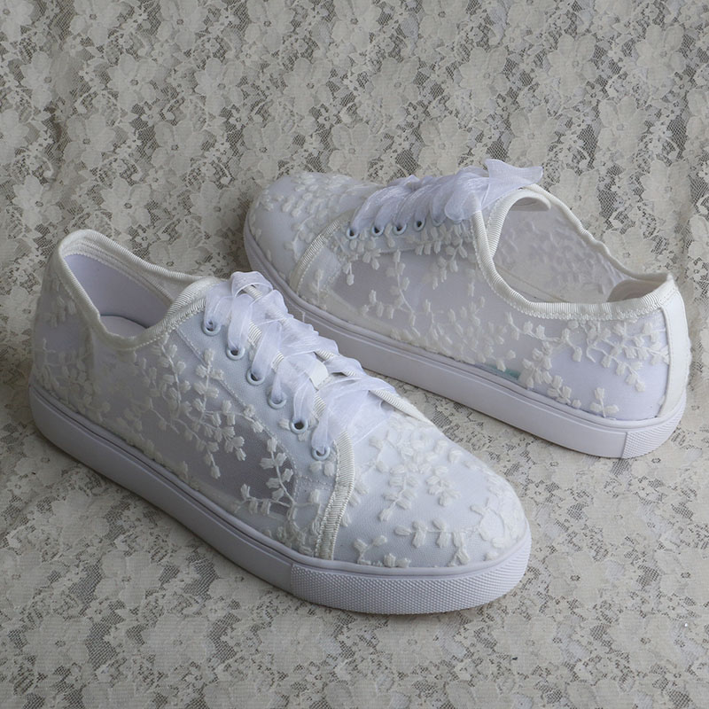 Zapatillas blancas Wedopus par - Embroidery White reseña y precio