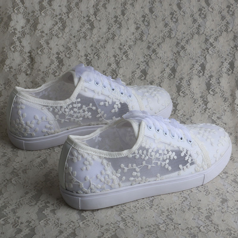Zapatillas blancas Wedopus par - Embroidery White reseña y precio