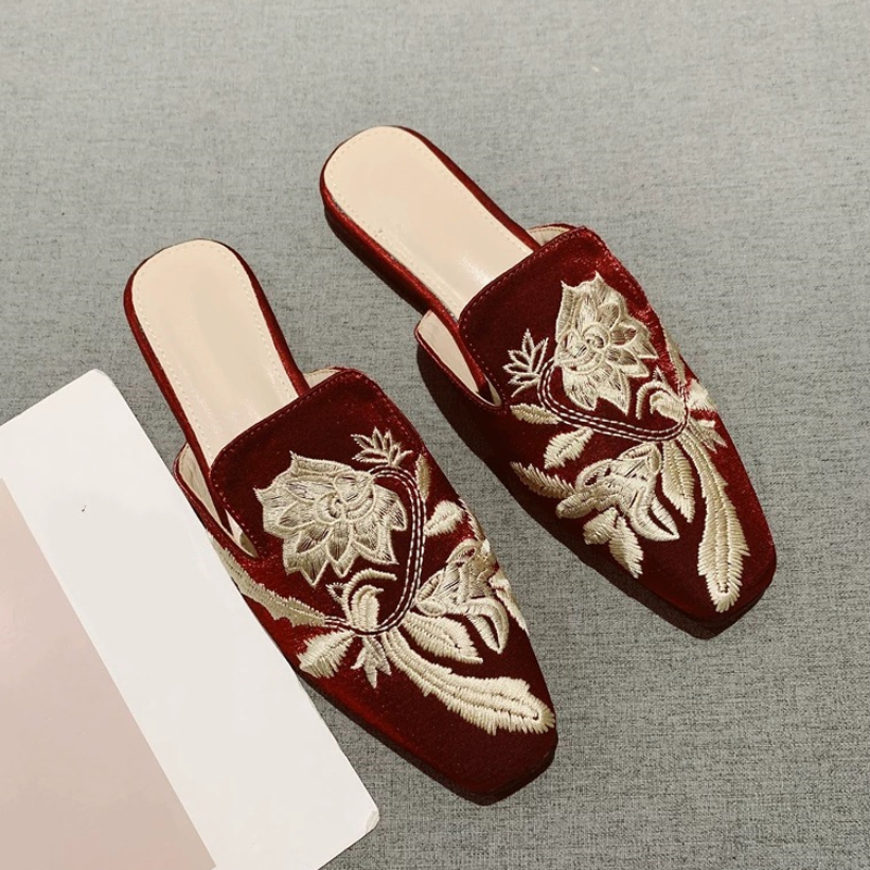 Zapatos de Mujer 2026, Pantufl - Embroidery Design Free reseña y precio